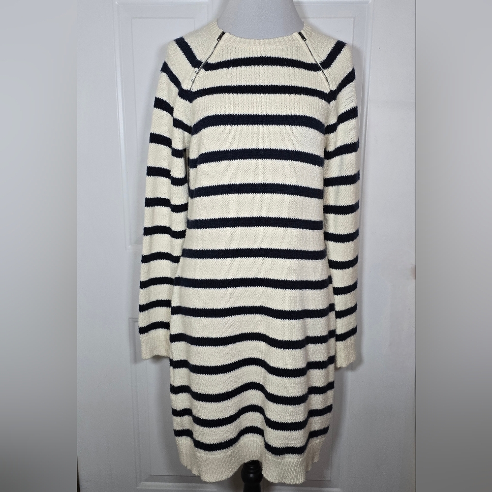 Ambercrombie And Fitch Striped Knit Sweater Dress Size Large Navy Cream
